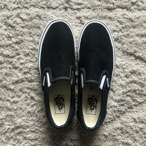 Black Platform Vans